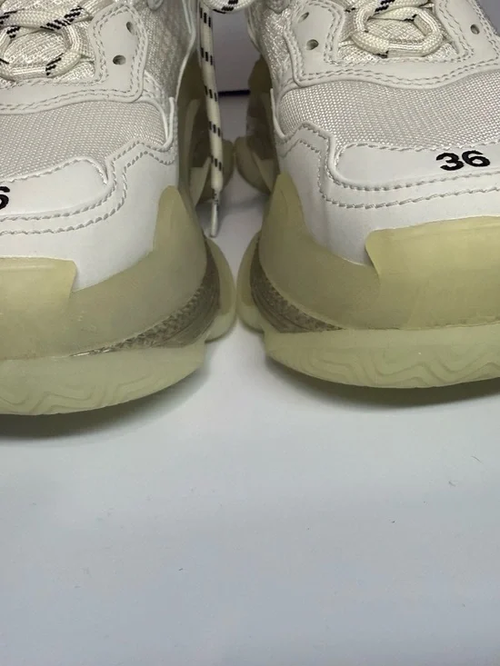 Balenciaga Triple S Sneakers in Off-White and Translucent Sole - Picture 4 of 9